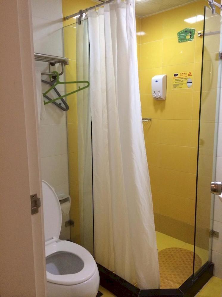 Home Inn Guangzhou Middle Jiefang Road Gongyuanqian Metro Station גואנגג'ואו מראה חיצוני תמונה