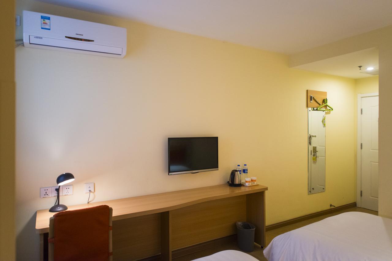 Home Inn Guangzhou Middle Jiefang Road Gongyuanqian Metro Station גואנגג'ואו מראה חיצוני תמונה
