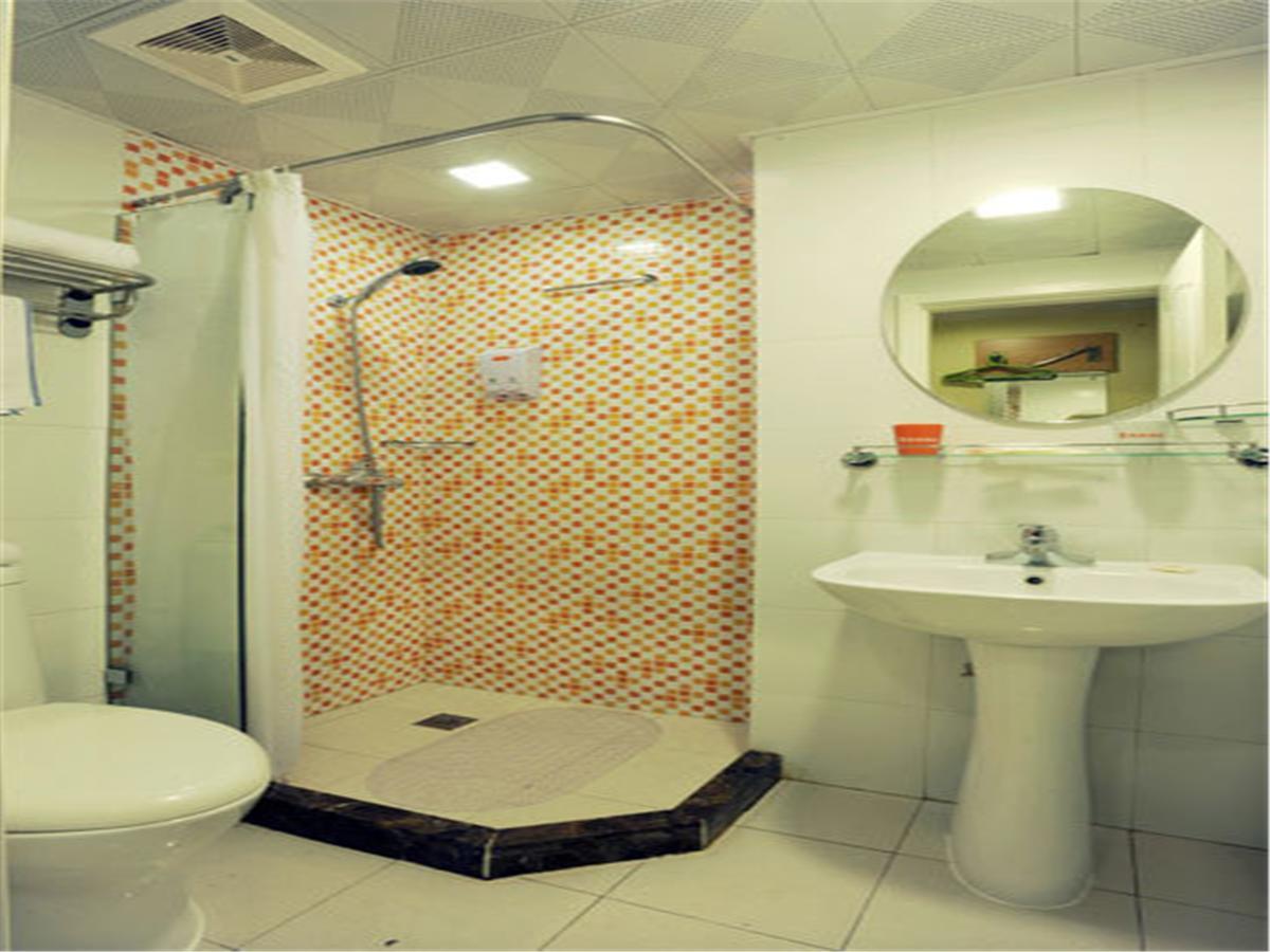 Home Inn Guangzhou Middle Jiefang Road Gongyuanqian Metro Station גואנגג'ואו מראה חיצוני תמונה